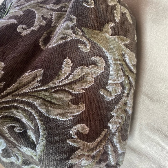 Elegant Black and Gray Shoulder Bag - Picture 4 of 7